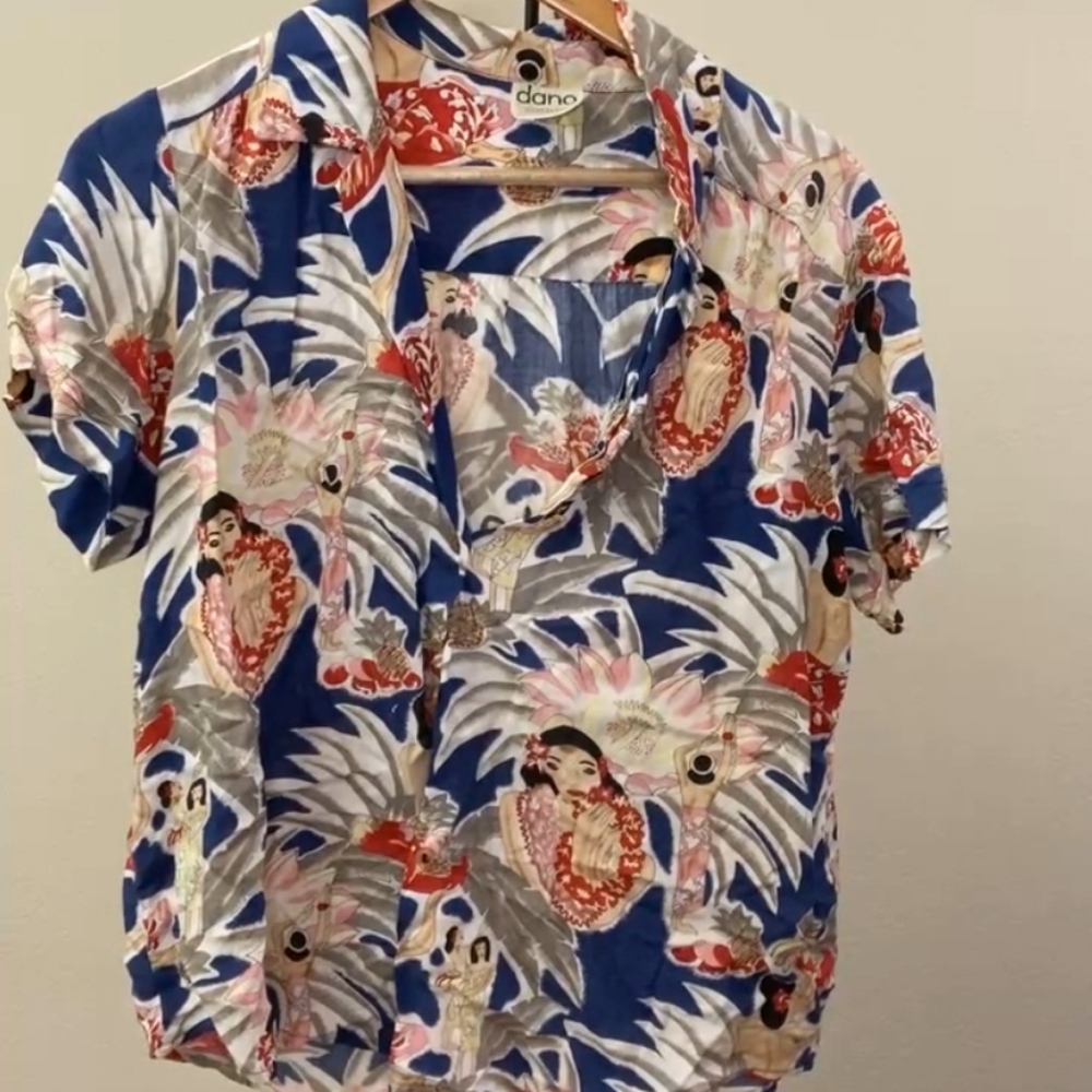 Vintage Hawaiian shirt by Dano Honolulu Small